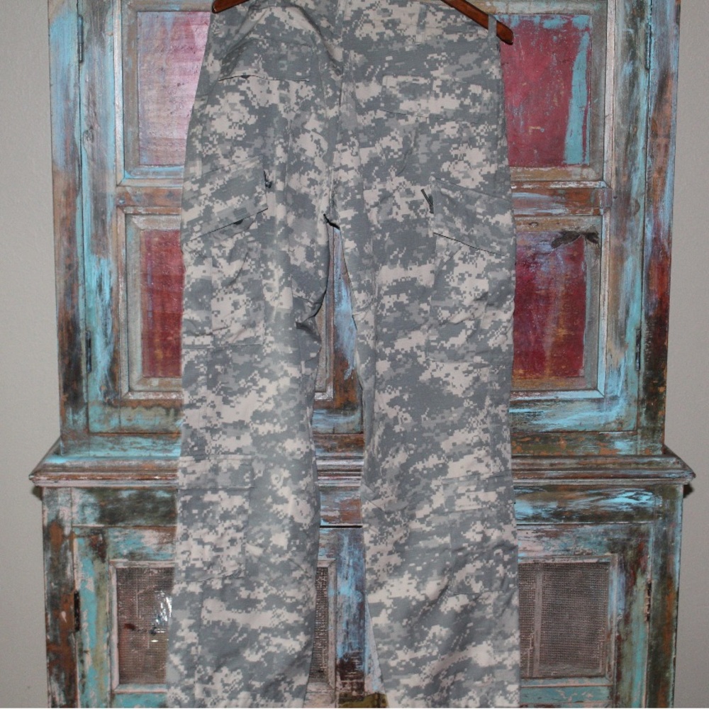 camo cargo pants
